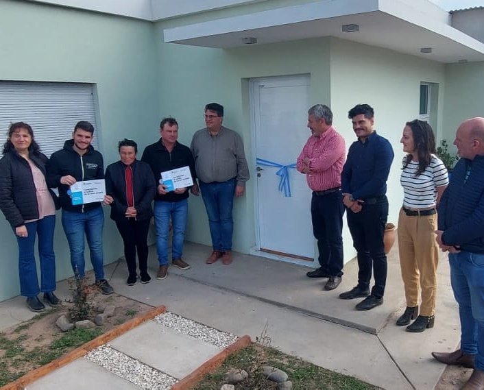 Se inauguraron siete viviendas en Col. San Pedro