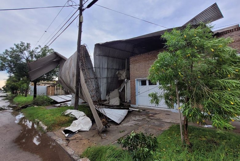 Pullaro dispuso la presencia de todos los equipos operativos en el norte provincial por el temporal