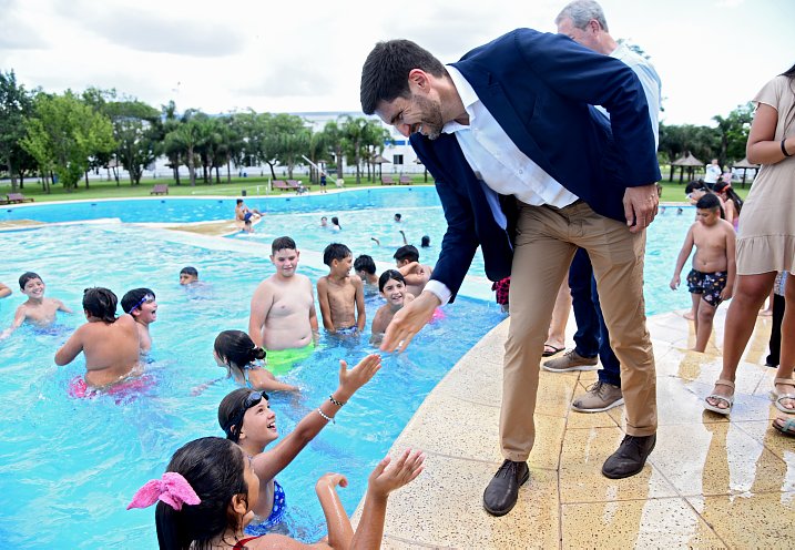 Pullaro puso en marcha las Escuelas de Verano para 34 mil chicos de la provincia