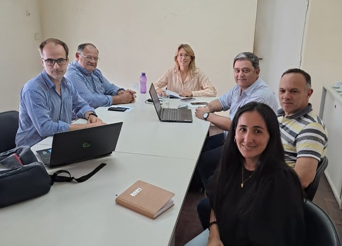 Gestiones de Piumatti por cloacas y viviendas para Arrufó