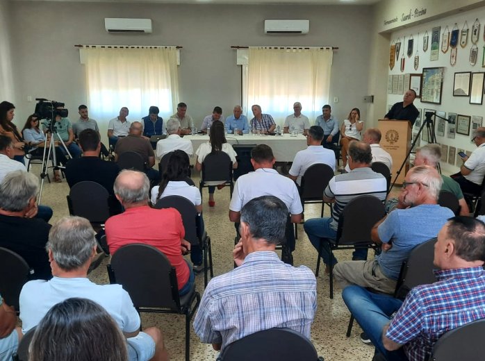 Suardi: El sector lechero reclamó por caminos y energía