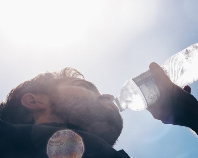 Brindan recomendaciones para evitar el golpe de calor