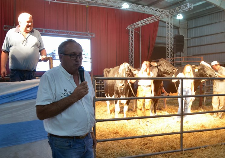 Importante remate Holando de verano en Sociedad Rural de Morteros