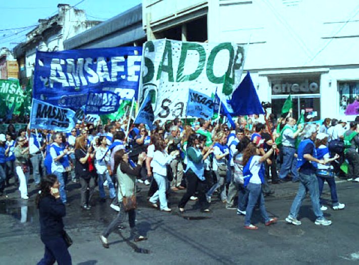 AMSAFE y SADOP cumplen un nuevo paro docente de 48 hs.