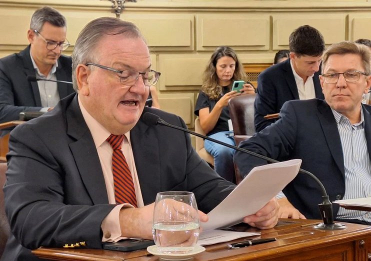 Senadores le dieron media sanción a la intervención de la Comuna de Villa Saralegui