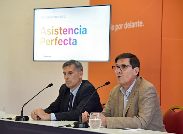 La provincia anunció que premiará a los docentes con asistencia perfecta