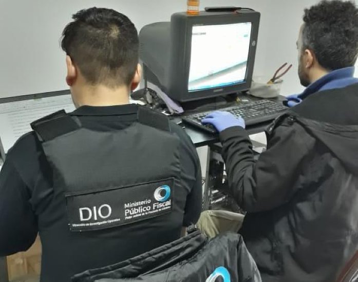 Detenidos en Brinkmann y Miramar por tenencia y distribución de imágenes pornográficas