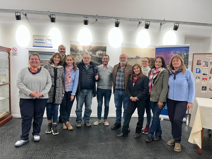 Brinkmann: El historiador Pablo Pozzi entregó importante donación de libros 