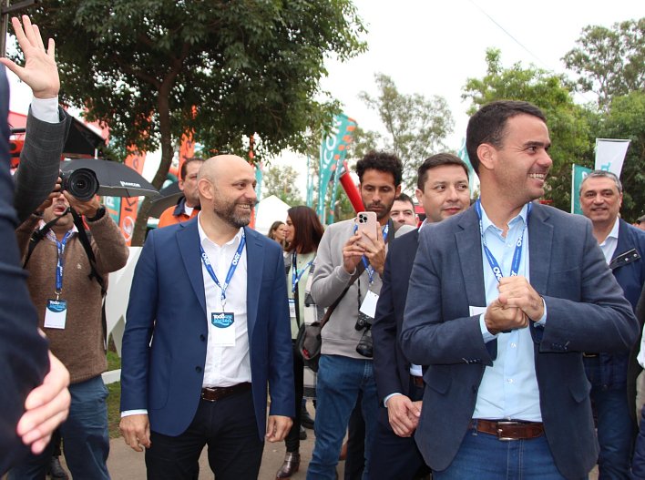 El Ministro Puccini participó de la inauguración de Todo Láctea