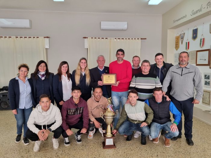 El municipio reconoció a Juniors por la Copa Departamental