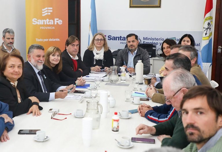 La provincia también ofertó 18% de suba salarial al personal de Salud
