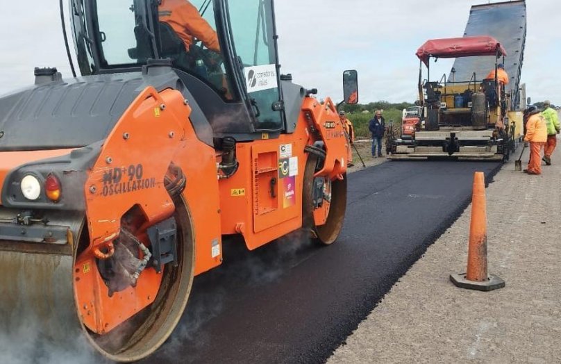 Avanzan en la reparación de rutas del departamento San Cristóbal