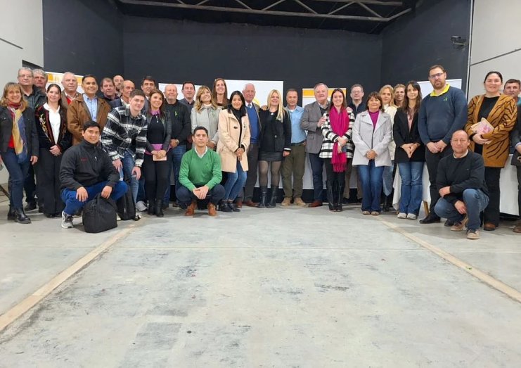 Ceres: Michlig y Enrico firmaron convenios con Municipios y Comunas del departamento