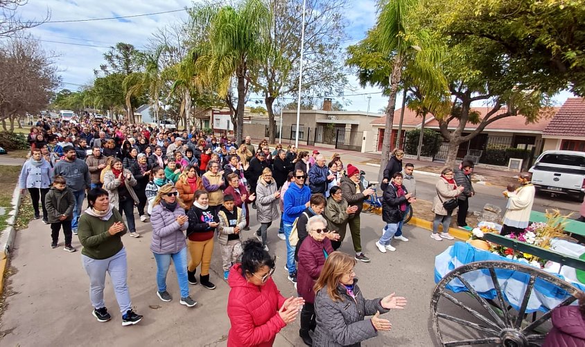San Cayetano volvió a convocar a cientos de feligreses en Suardi