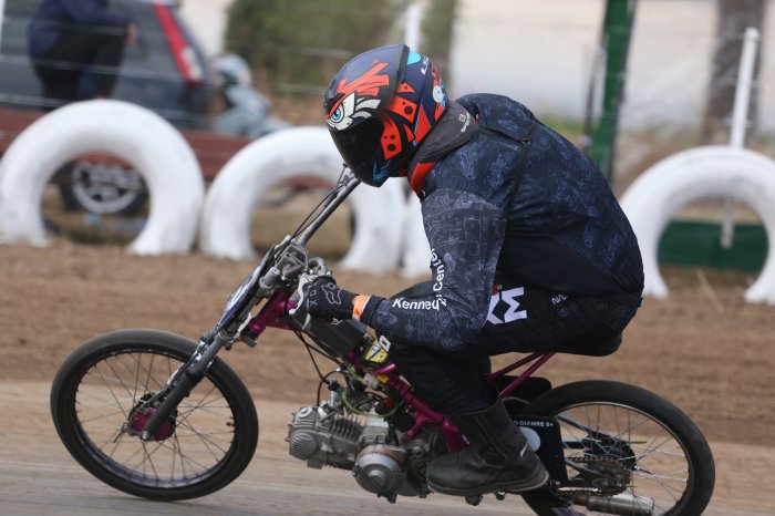 Santiago Gianre ganó en la Catedral del Motociclismo