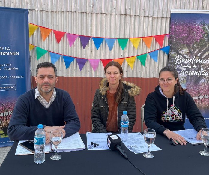 Presentaron el programa Estudiantina 2024 en Brinkmann