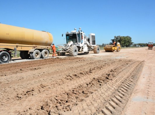 Vialidad firmó 10 permisos para el avance de la Autovía 34 en la zona de Sunchales