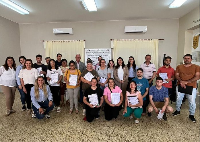 Entregaron créditos a emprendedores de Suardi