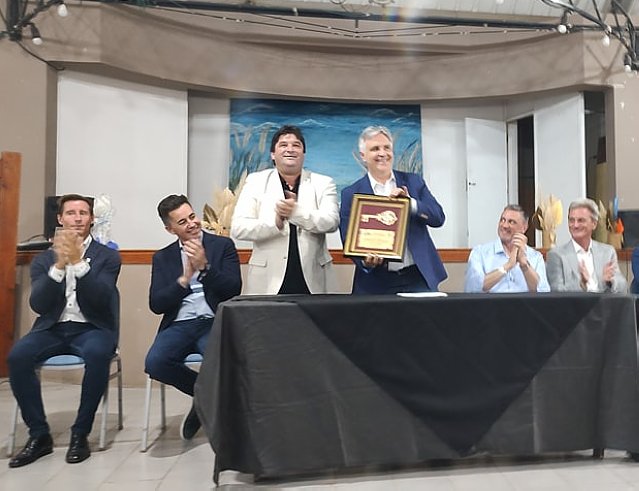 Miramar: Llaryora anunció que finalizará la construcción de la costanera