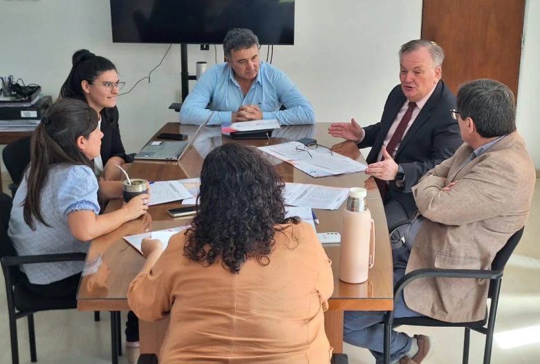 Michlig destacó la inversión que realiza Educación en el departamento San Cristóbal