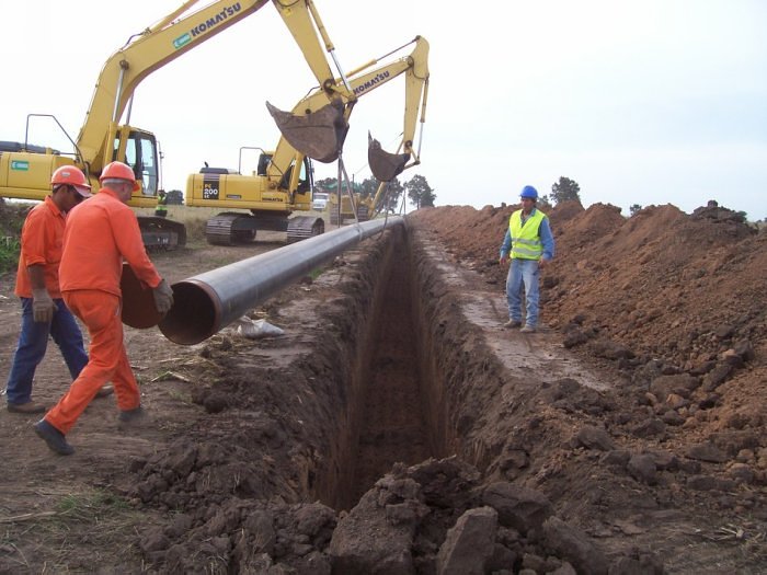 Licitaron la cañería para iniciar la construcción del Gasoducto Lechero 