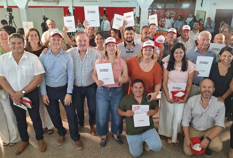 Objetivo Dengue: Provincia entregó insumos y equipamiento para el departamento San Cristóbal