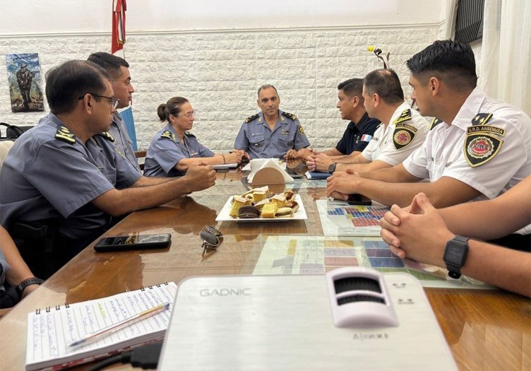 Se reunieron autoridades policiales de la UR XIII y la departamental Ansenuza