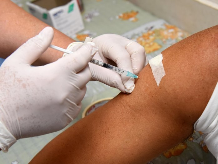 Iapos inicia su campaña de vacunación antigripal