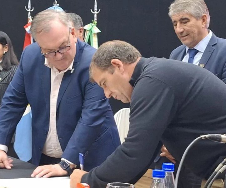 Localidades del departamento recibieron fondos de Obras Menores