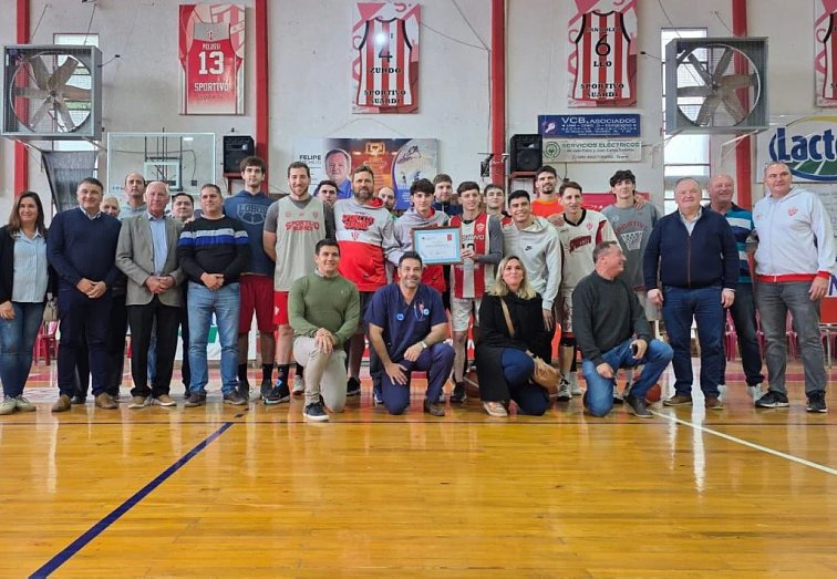 Michlig y González entregaron aportes gubernamentales en Villa Trinidad, San Guillermo y Suardi