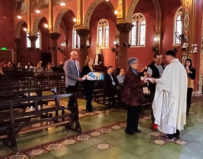 Tedeum del 25: El Padre Canalis pidió tender puentes para el diálogo