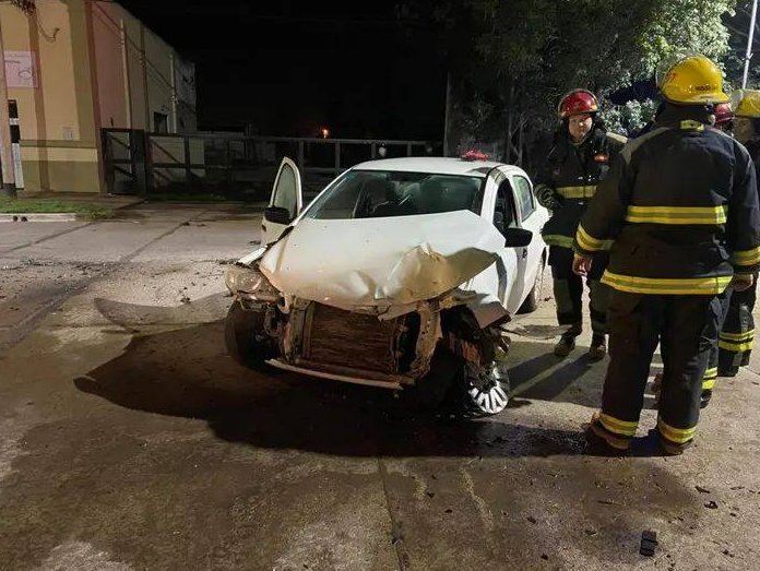 Chocaron un auto y un colectivo en Brinkmann