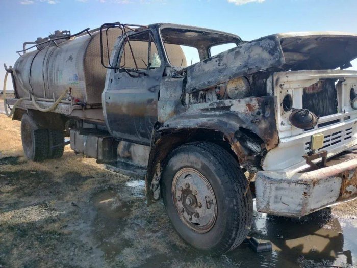 Un camión lechero se incendió en cercanías de Chipión
