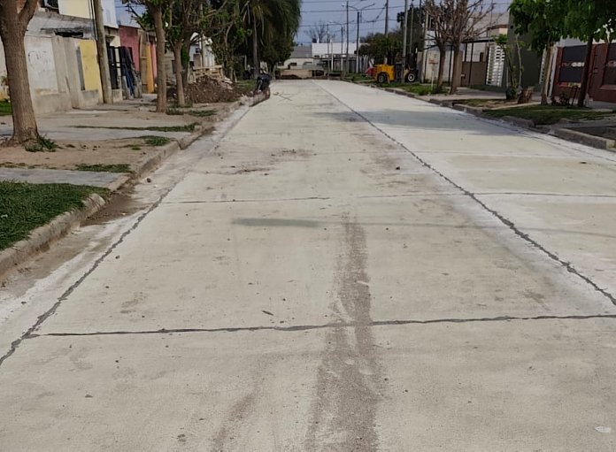 Morteros: Denuncian que circulan en calles recientemente pavimentadas y todavía sin habilitar