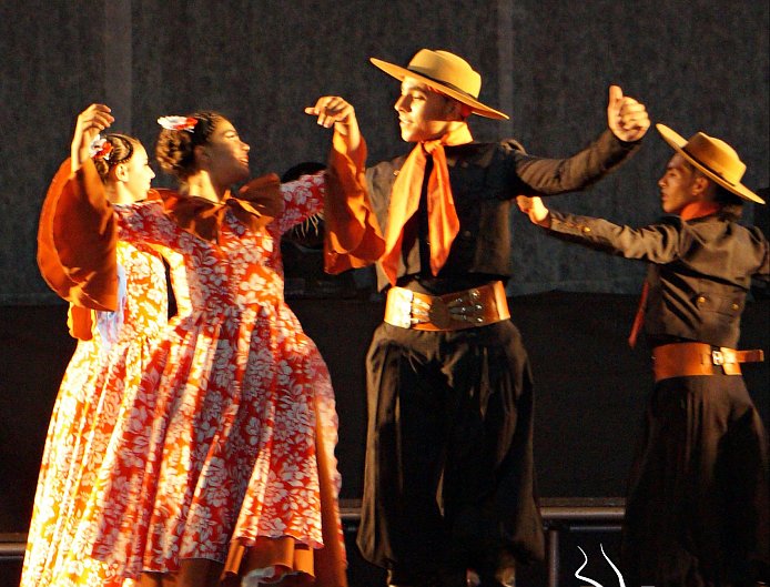 Domingo con un gran encuentro de danzas en Morteros