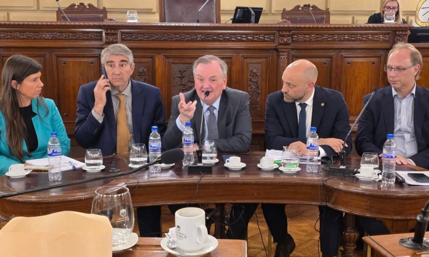 El Senado respaldó un crédito para ahorrar en el consumo eléctrico de inmuebles de la provincia