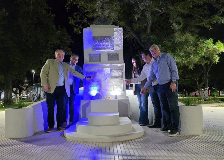 Las Palmeras festejó 121 años e inauguró la puesta en valor de la Plaza San Martín