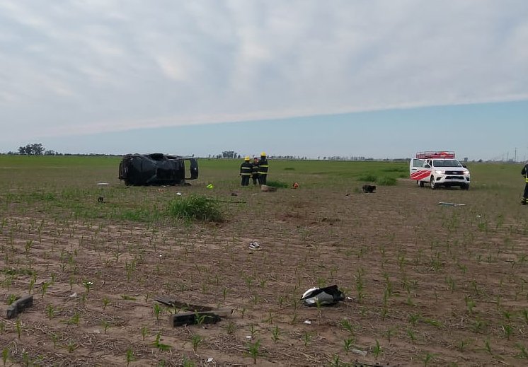 Dos lesionados graves al accidentarse entre Porteña y Brinkmann