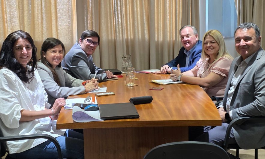 Importantes gestiones de Michlig y González en el Ministerio de Educación