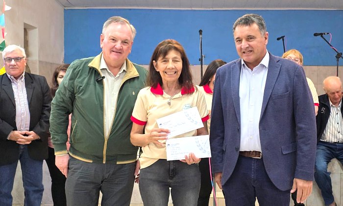 Michlig encabezó los festejos patronales de La Lucila y anunció más de 33 millones en aportes gubernamentales