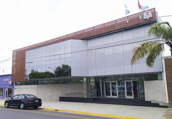 Prisión preventiva para tres personas investigadas por venta de drogas en San Cristóbal