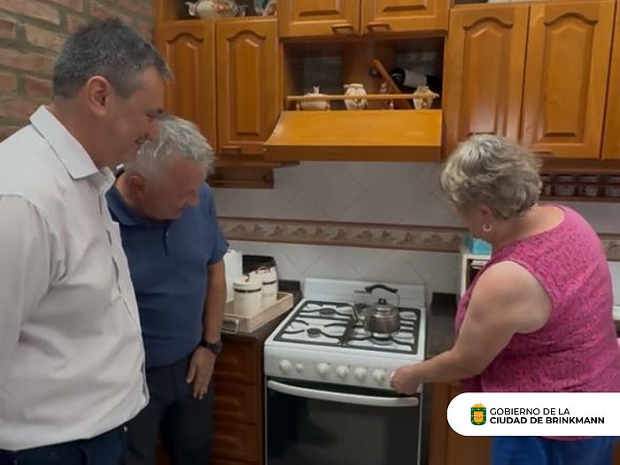 Los vecinos de Brinkmann ya disfrutan del gas natural
