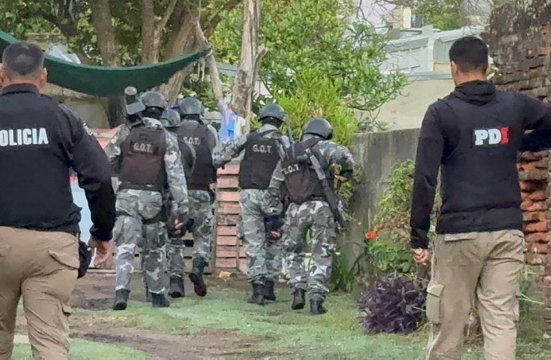 Allanamientos y dos detenidos en procedimientos antidrogas realizados en Arrufó