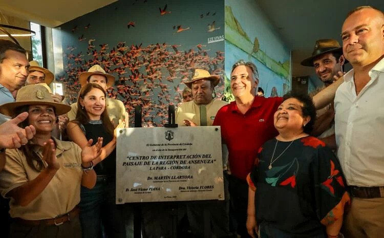 La Para: Llaryora inauguró el Centro de Interpretación del paisaje de la Región de Ansenuza