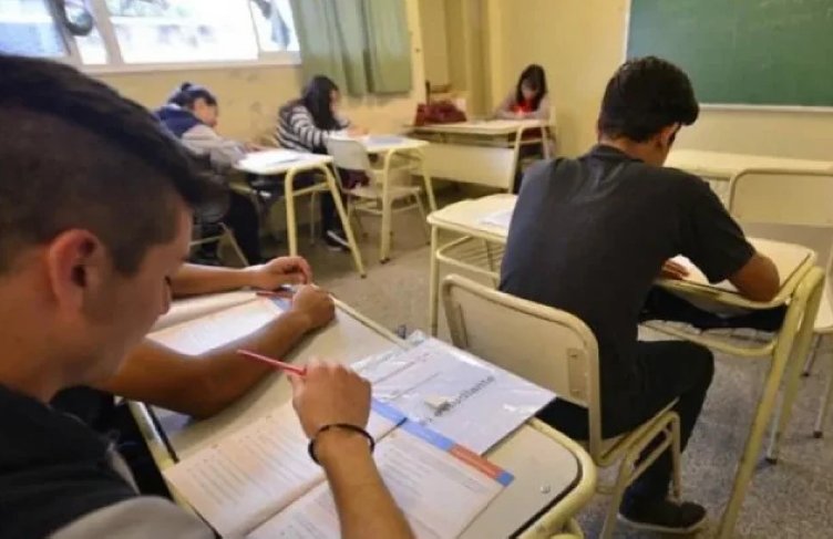 Plan FinEs: más de 9 mil estudiantes se inscribieron para finalizar la secundaria
