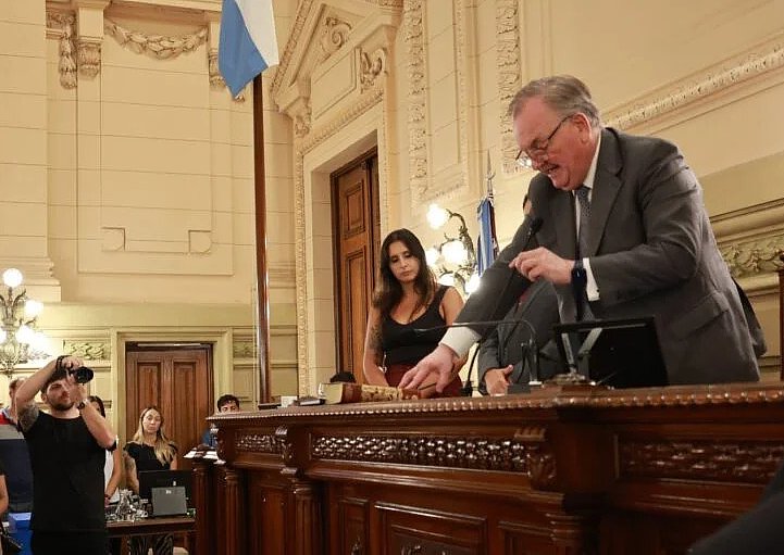 Felipe Michlig fue reelecto como Presidente Provisional del Senado