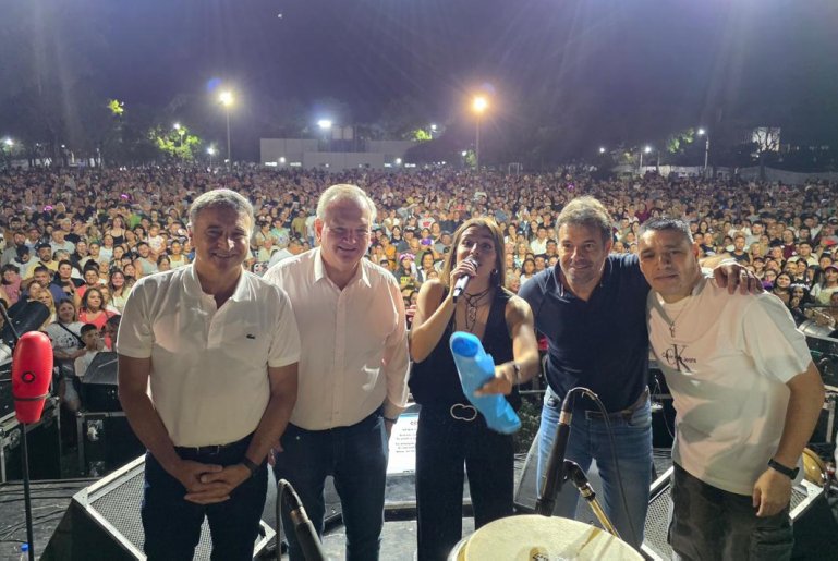 Suardi despidió las vacaciones con una multitudinaria fiesta en el Parque Municipal
