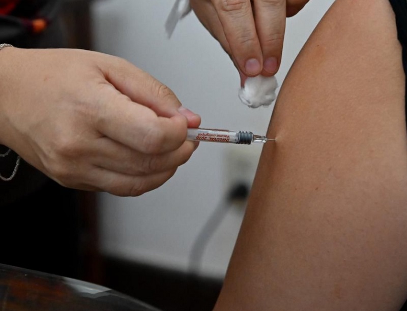 Vacunación antigripal: La Provincia vacunó a más de 82 mil santafesinos en nueve días de campaña