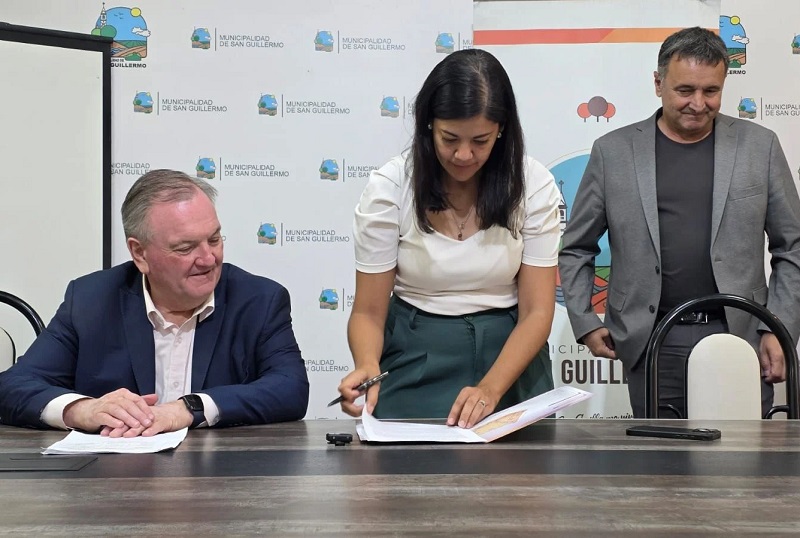 San Guillermo: el Gobierno transfirió 38 millones para pavimento urbano