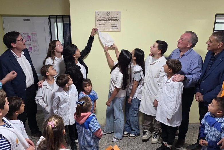 Inauguraron nuevas aulas en cinco localidades del departamento San Cristóbal